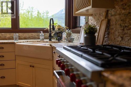 30 Silver Ridge Drive, Fernie, BC - Indoor