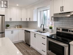 325 BALDWIN STREET Oshawa (Donevan), ON L1H 6H5