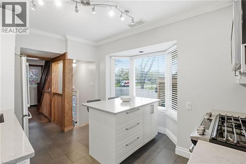 230 Beach Boulevard, Hamilton, ON - Indoor Photo Showing Kitchen