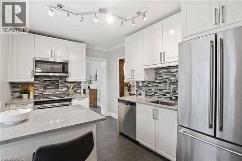 230 Beach Boulevard, Hamilton, ON - Indoor Photo Showing Kitchen With Stainless Steel Kitchen With Upgraded Kitchen