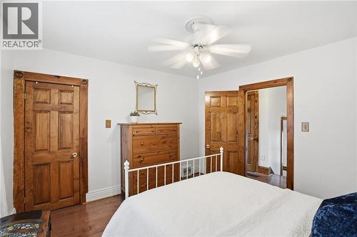 230 Beach Boulevard, Hamilton, ON - Indoor Photo Showing Bedroom