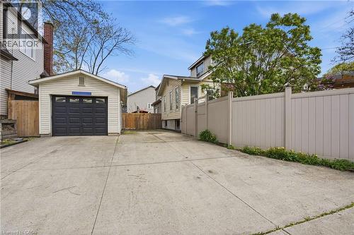230 Beach Boulevard, Hamilton, ON - Outdoor