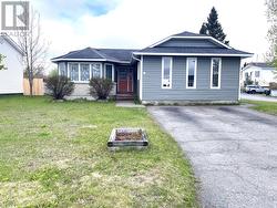 9 Aspen Heights Grand Falls-Windsor, NL A2B 1G7