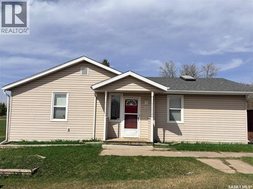 62 Main Street, Leask, SK - Outdoor