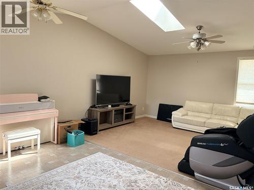 62 Main Street, Leask, SK - Indoor Photo Showing Living Room