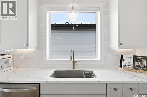6 515 Delainey Road, Saskatoon, SK - Indoor Photo Showing Kitchen