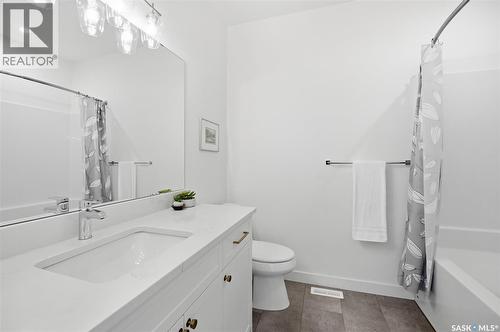 6 515 Delainey Road, Saskatoon, SK - Indoor Photo Showing Bathroom