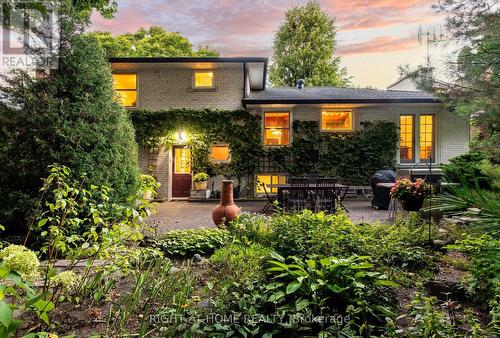 3325 Enniskillen Circle, Mississauga, ON - Outdoor