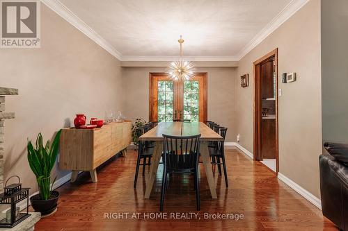 3325 Enniskillen Circle, Mississauga, ON - Indoor Photo Showing Dining Room