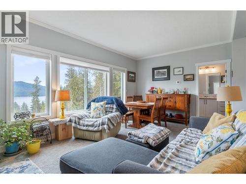 7551 Klondike Trail, Anglemont, BC 