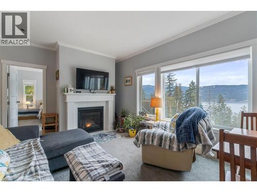 7551 Klondike Trail, Anglemont, BC 