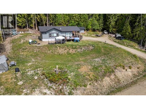 7551 Klondike Trail, Anglemont, BC 