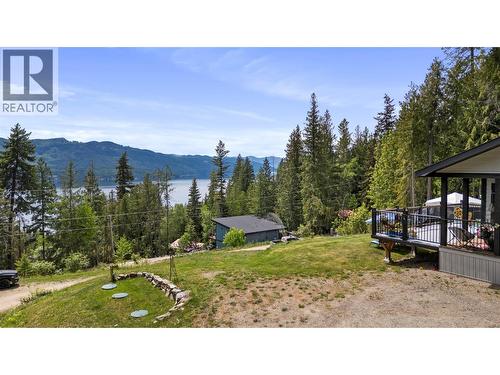 7551 Klondike Trail, Anglemont, BC 