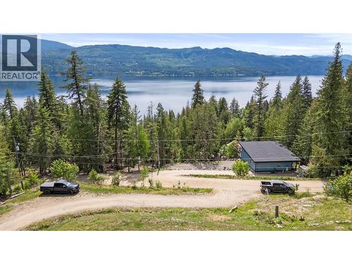 7551 Klondike Trail, Anglemont, BC 