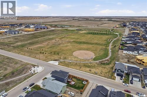 175 Mcarthur Lane, Saskatoon, SK 