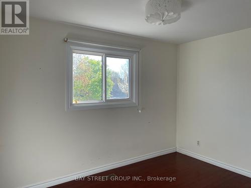 1072 Stephenson Drive, Burlington, ON - Indoor Photo Showing Other Room