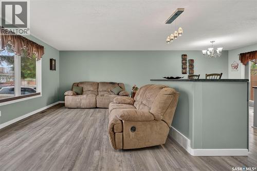 1227 Pascoe Drive E, Moose Jaw, SK - Indoor