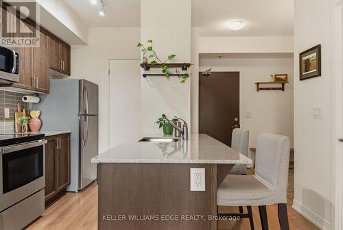 311 - 550 North Service Road, Grimsby, ON - Indoor Photo Showing Kitchen