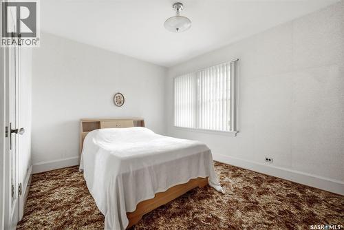 203 Angus Crescent, Regina, SK - Indoor Photo Showing Bedroom