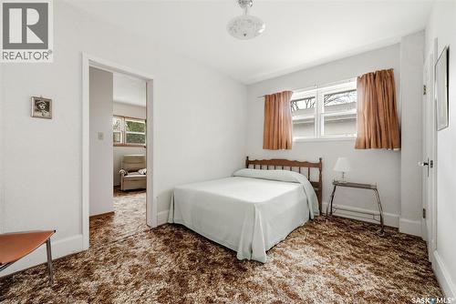 203 Angus Crescent, Regina, SK - Indoor Photo Showing Bedroom