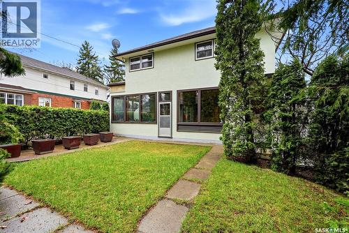 203 Angus Crescent, Regina, SK - Outdoor