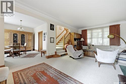 203 Angus Crescent, Regina, SK - Indoor Photo Showing Living Room