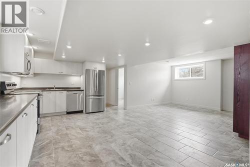 201 Adelaide Street E, Saskatoon, SK - Indoor Photo Showing Kitchen