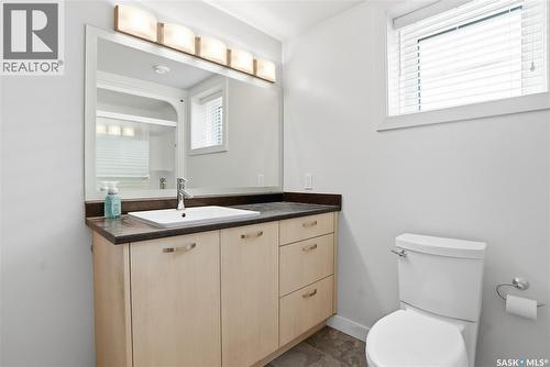 201 Adelaide Street E, Saskatoon, SK - Indoor Photo Showing Bathroom