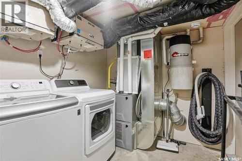 201 Adelaide Street E, Saskatoon, SK - Indoor Photo Showing Laundry Room