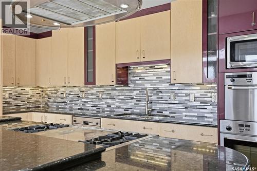 201 Adelaide Street E, Saskatoon, SK - Indoor Photo Showing Kitchen