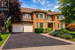 1471 THE LINKS DRIVE Oakville, ON L6M 2P2