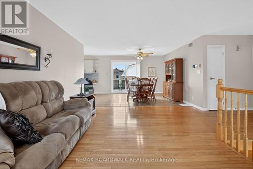 14 Albert Street, Casselman, ON - Indoor Photo Showing Living Room