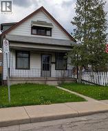 174 LONDON Street N  Hamilton, ON L8H 4C2