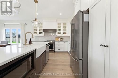 24 Gilmer Crescent, North Perth, ON - Indoor Photo Showing Kitchen With Upgraded Kitchen