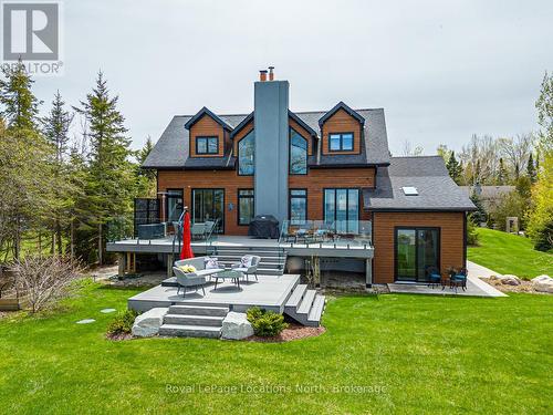 33 D LANE  Collingwood, ON L9Y 0X2