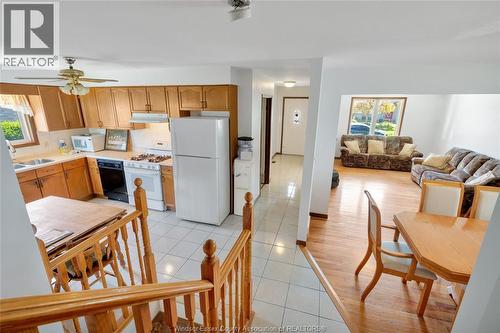 1042 Brookview Crescent, Windsor, ON - Indoor Photo Showing Kitchen With Double Sink