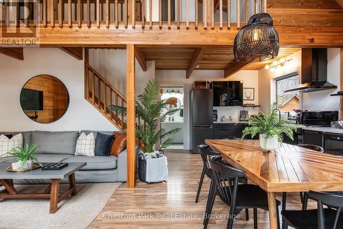 9 Jeffery Road, Parry Sound Remote Area (Lount), ON - Indoor
