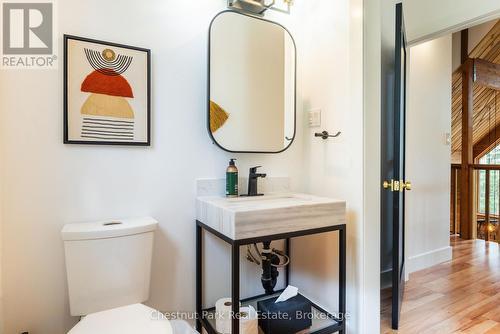 9 Jeffery Road, Parry Sound Remote Area (Lount), ON - Indoor Photo Showing Bathroom