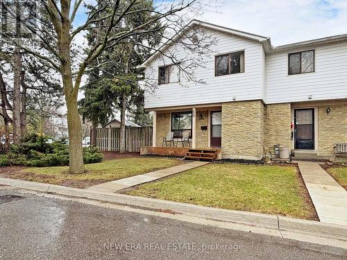 55 - 6540 FALCONER DRIVE  Mississauga, ON L5N 1M1