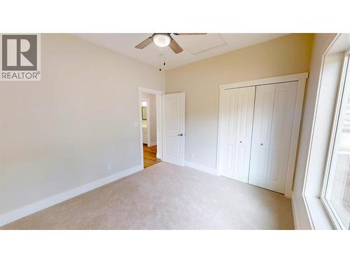4868 Riverview Drive Unit# 118, Edgewater, BC - Indoor Photo Showing Other Room