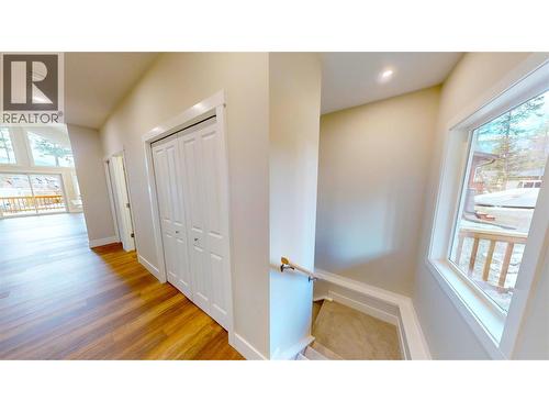 4868 Riverview Drive Unit# 118, Edgewater, BC - Indoor Photo Showing Other Room