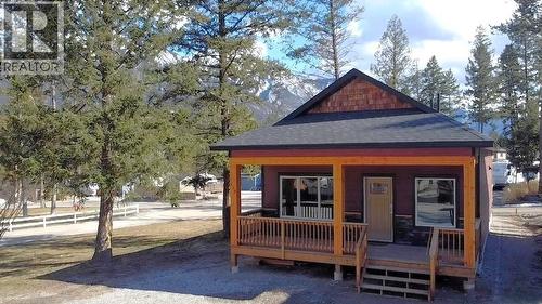 4868 Riverview Drive Unit# 118, Edgewater, BC - Outdoor With Deck Patio Veranda