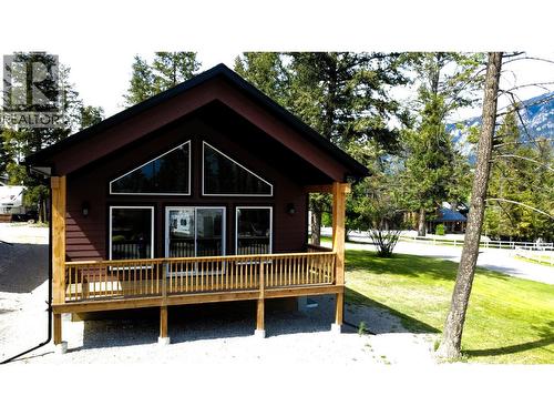 4868 Riverview Drive Unit# 118, Edgewater, BC - Outdoor With Deck Patio Veranda