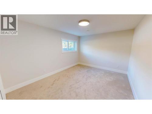 4868 Riverview Drive Unit# 118, Edgewater, BC - Indoor Photo Showing Other Room