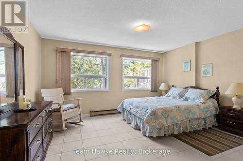 2253 Tiny Beaches Road S, Tiny, ON - Indoor Photo Showing Bedroom