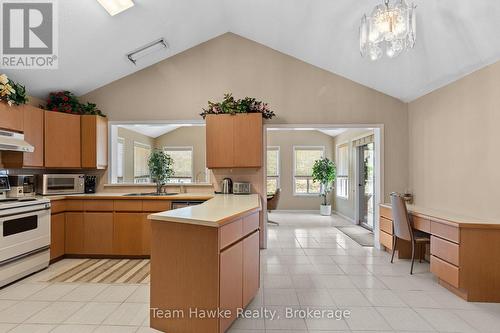 2253 Tiny Beaches Road S, Tiny, ON - Indoor Photo Showing Kitchen