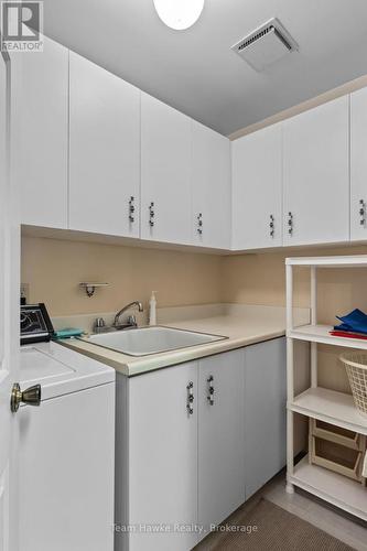 2253 Tiny Beaches Road S, Tiny, ON - Indoor Photo Showing Laundry Room