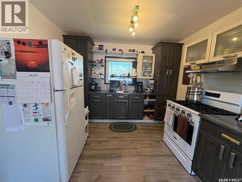 301 8Th Avenue E, Melville, SK 