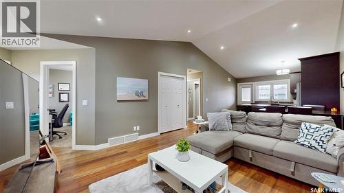 4179 Green Apple Drive, Regina, SK - Indoor Photo Showing Living Room