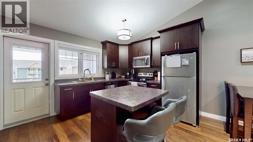 4179 Green Apple Drive, Regina, SK - Indoor Photo Showing Kitchen